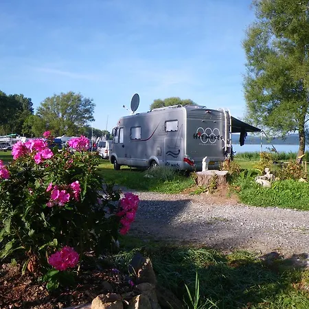 Kemp Jestrabi I. Camping
